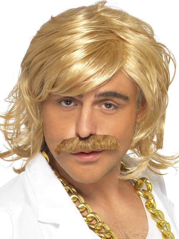 Game Show Host Setje.